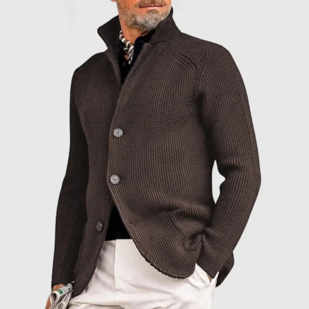 Le cardigan masculin à l’élégance intemporelle