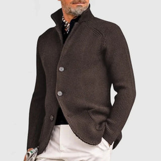 Le cardigan masculin à l’élégance intemporelle
