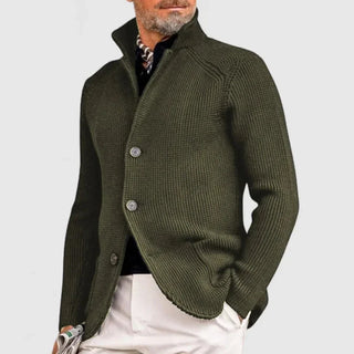 Le cardigan masculin à l’élégance intemporelle